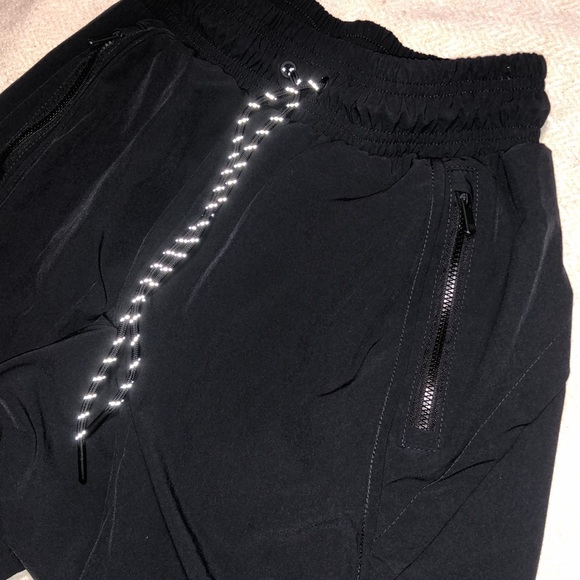 Joggers - Picture 3 of 6